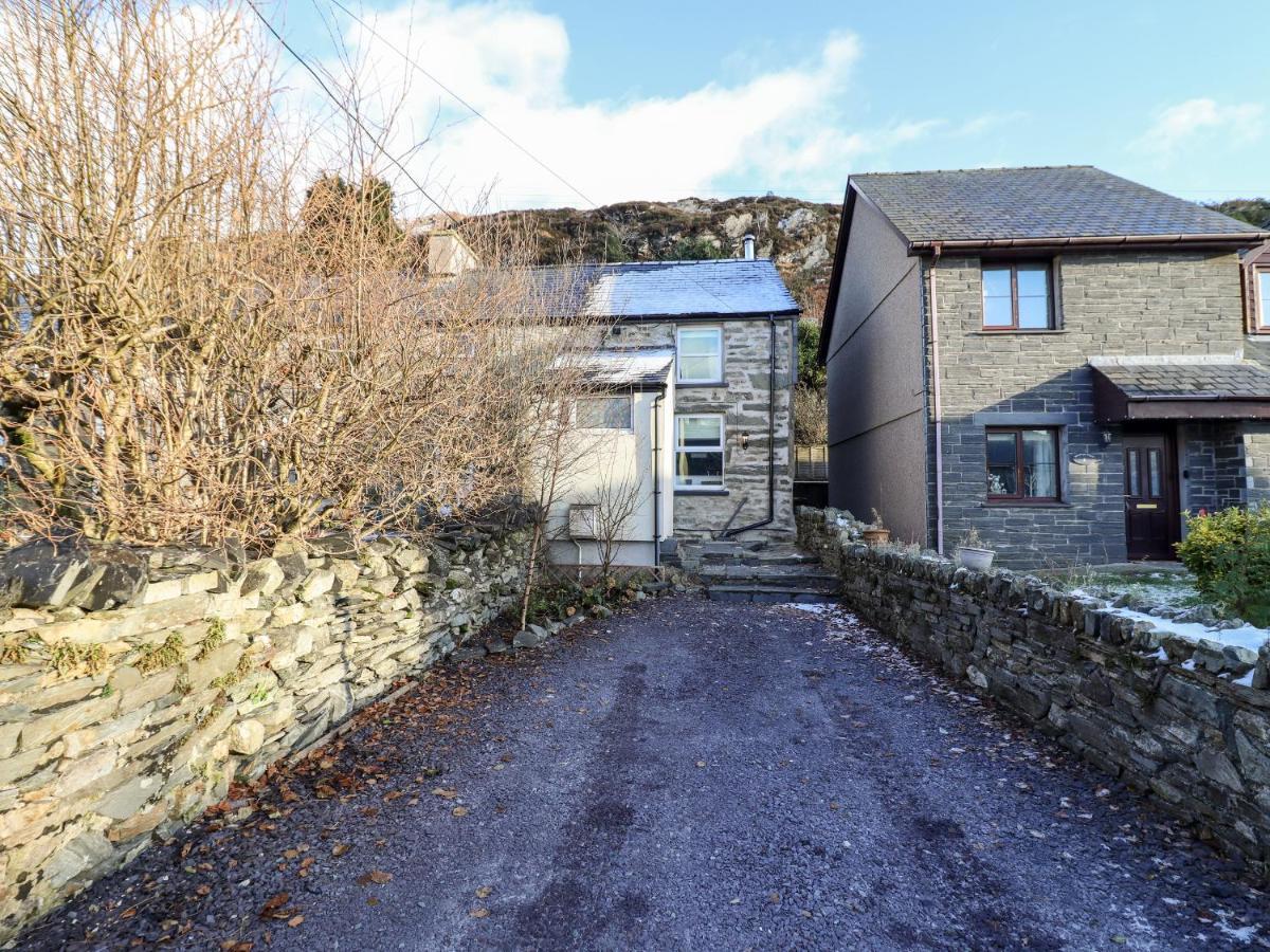 1 Llwyn Hir Villa Blaenau Ffestiniog Exterior foto