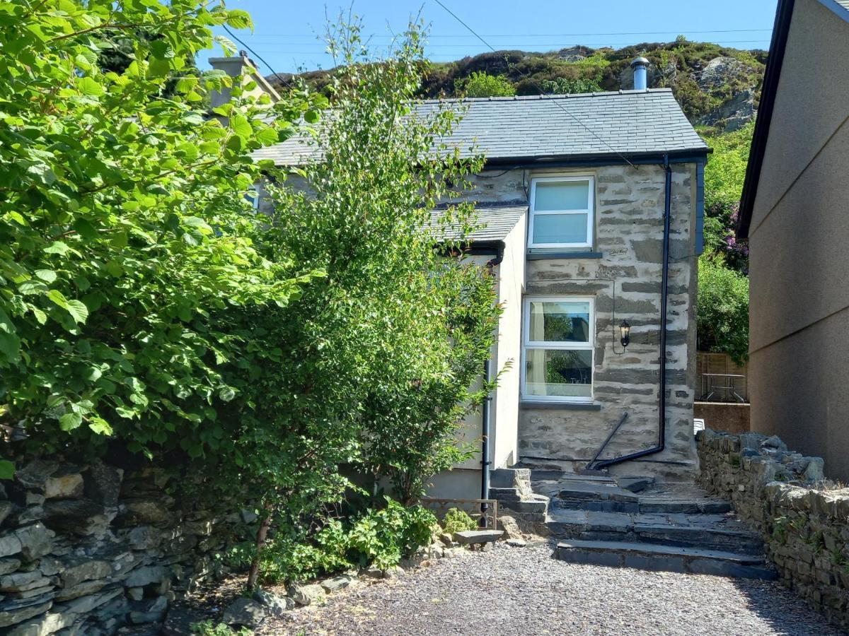 1 Llwyn Hir Villa Blaenau Ffestiniog Exterior foto